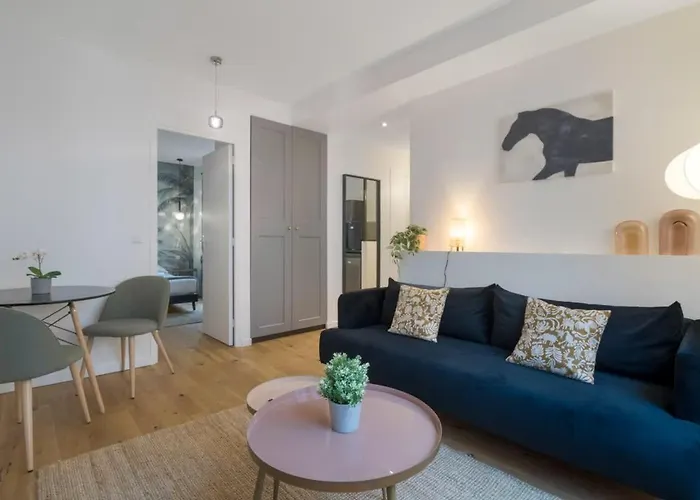 Bel - Invalides Apartman